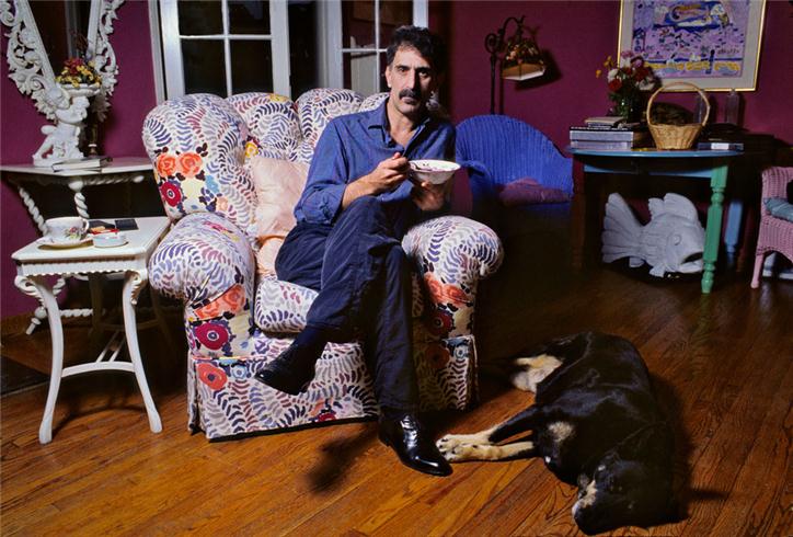 Frank Zappa, 1988, photograph by Lynn Goldsmith